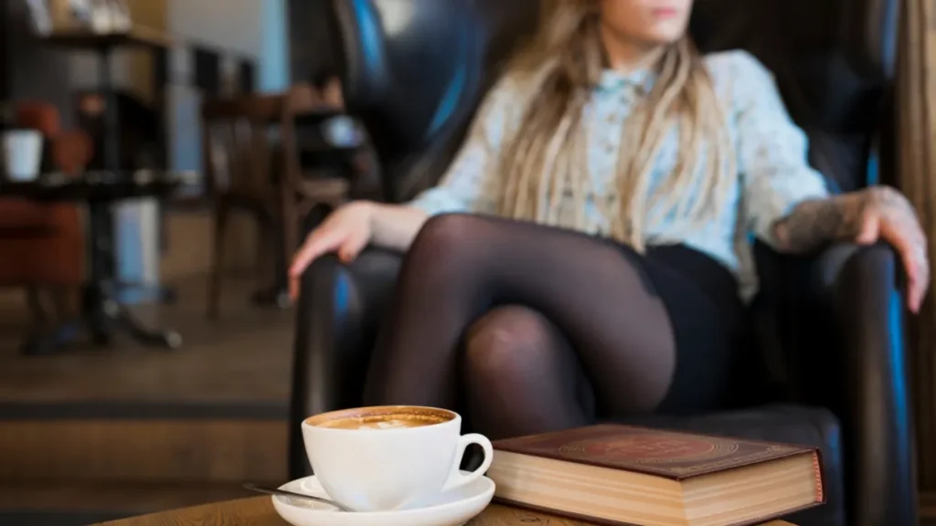 what to wear on a coffee date